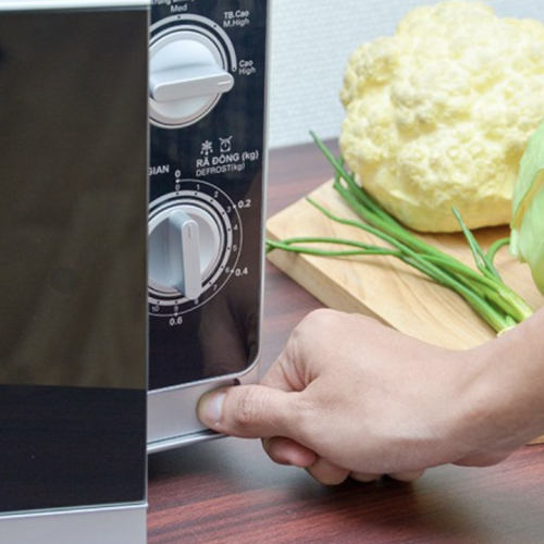 Lò Vi Sóng Sharp R-205VN 20 Lít 800W